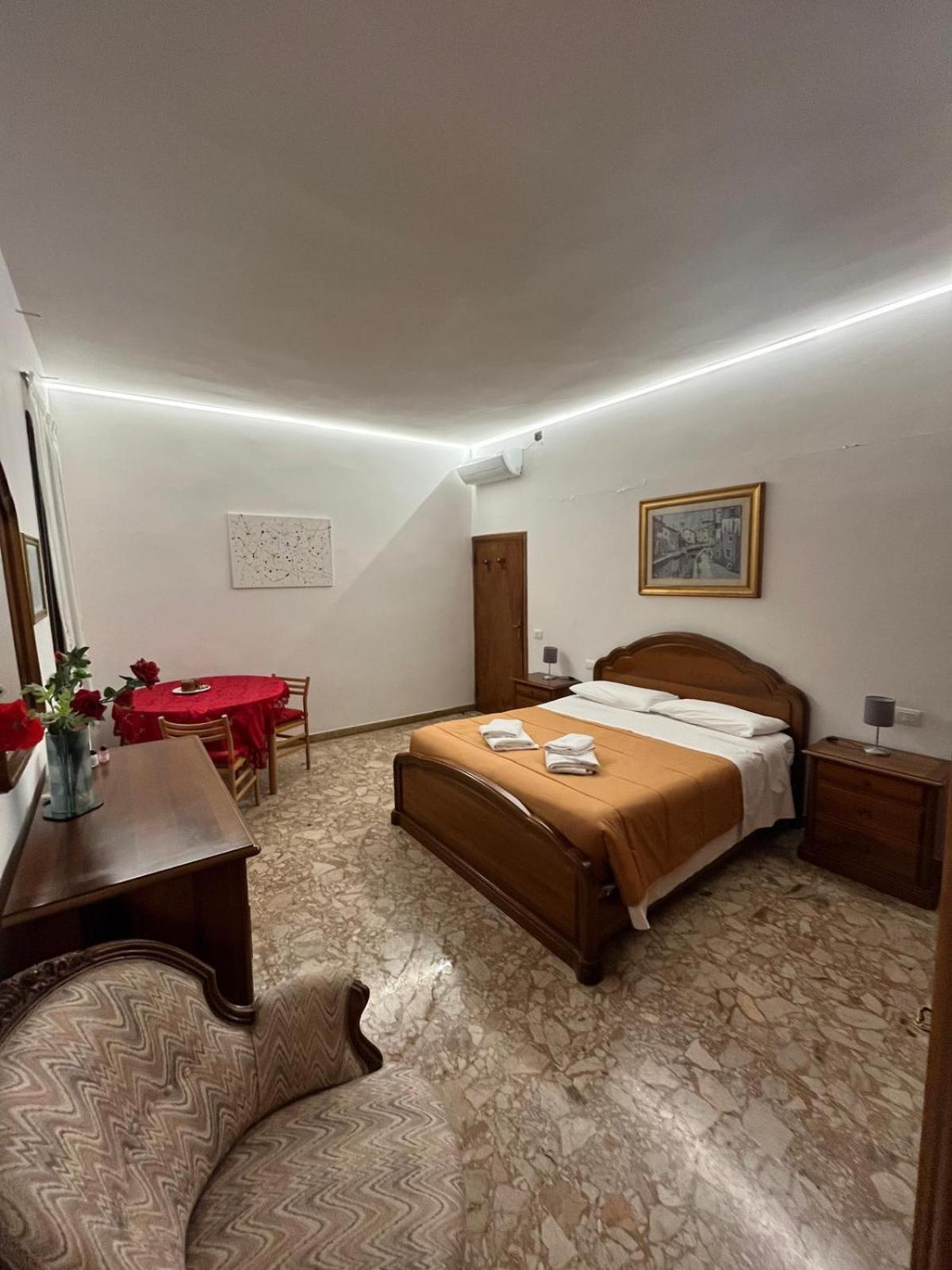 Stefy'S Rooms Veneza Exterior foto